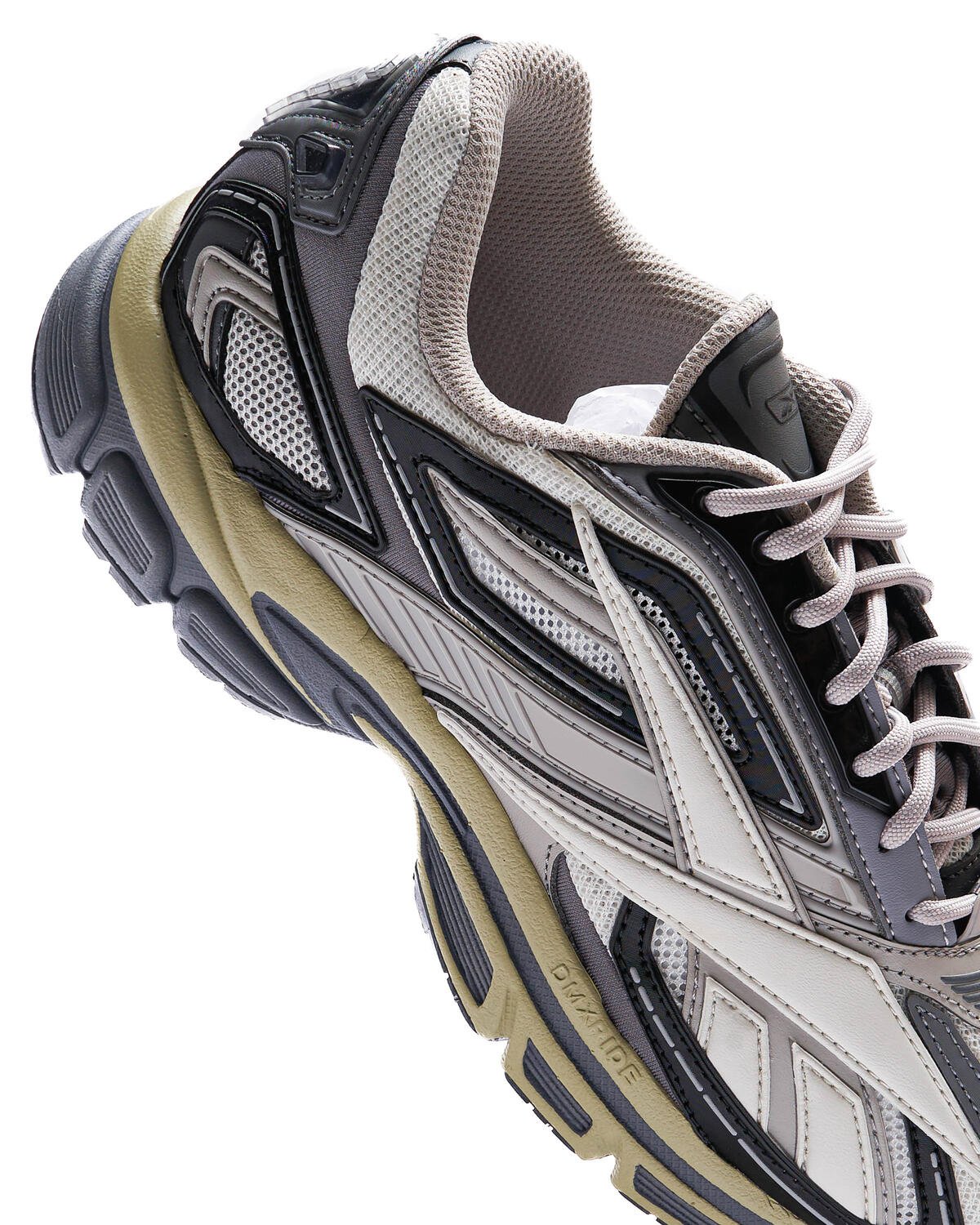 Icse2014Shops STORE | RMIA06BC99MAT0010703 | The Reebok Zig